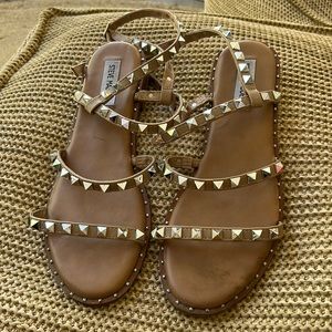 Steve Madden Travel Leather Studded Strap Sandals